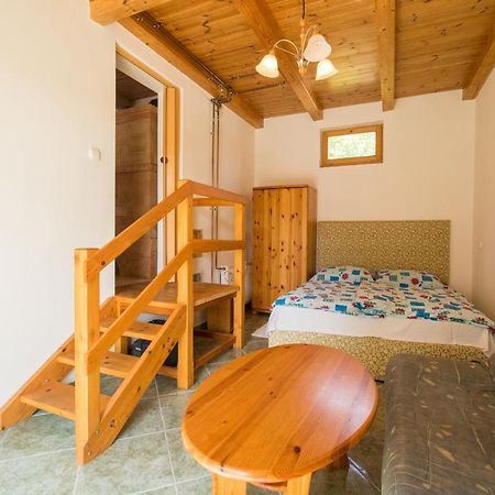 Ferienwohnung Ancsa Vendeghaz Visegrád Exterior foto